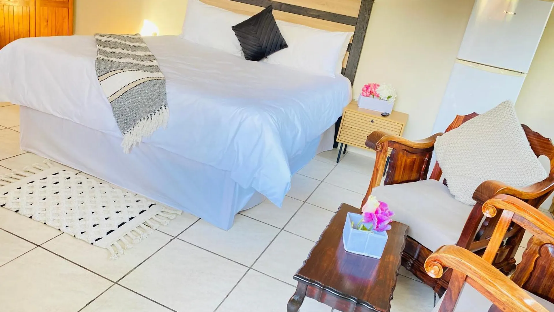 Ethembeni Guesthouse Port Elizabeth Gæstehus